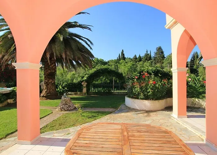 Pool Grigoris Villa Aspiotades