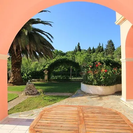 Pool Grigoris Villa Aspiotades